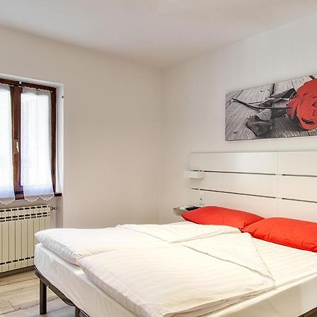 マルチェージネ Casa Raffaeleヴィラ エクステリア 写真